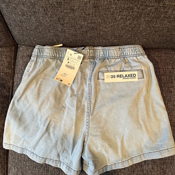 New with tags Zara men’s soft denim shorts - Picture 3 of 3